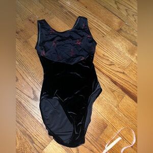 Revolution Dancewear Black Velvet Leotard with Red Star Accents sz XSA